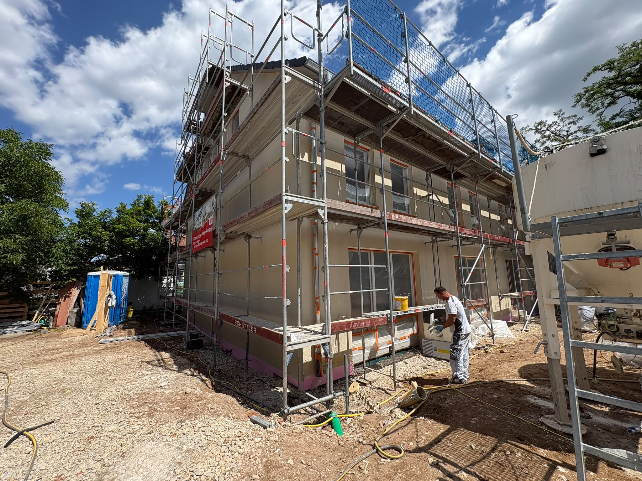 WDVS-Neubau Eltersdorferstraße Erlangen – 9 Reihenhäuser mit Wärmedämmverbundsystem - Bild 2